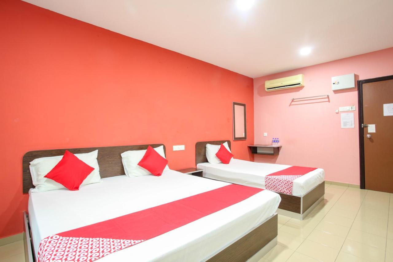 קמפאר Oyo 89539 Hotel Siswa מראה חיצוני תמונה