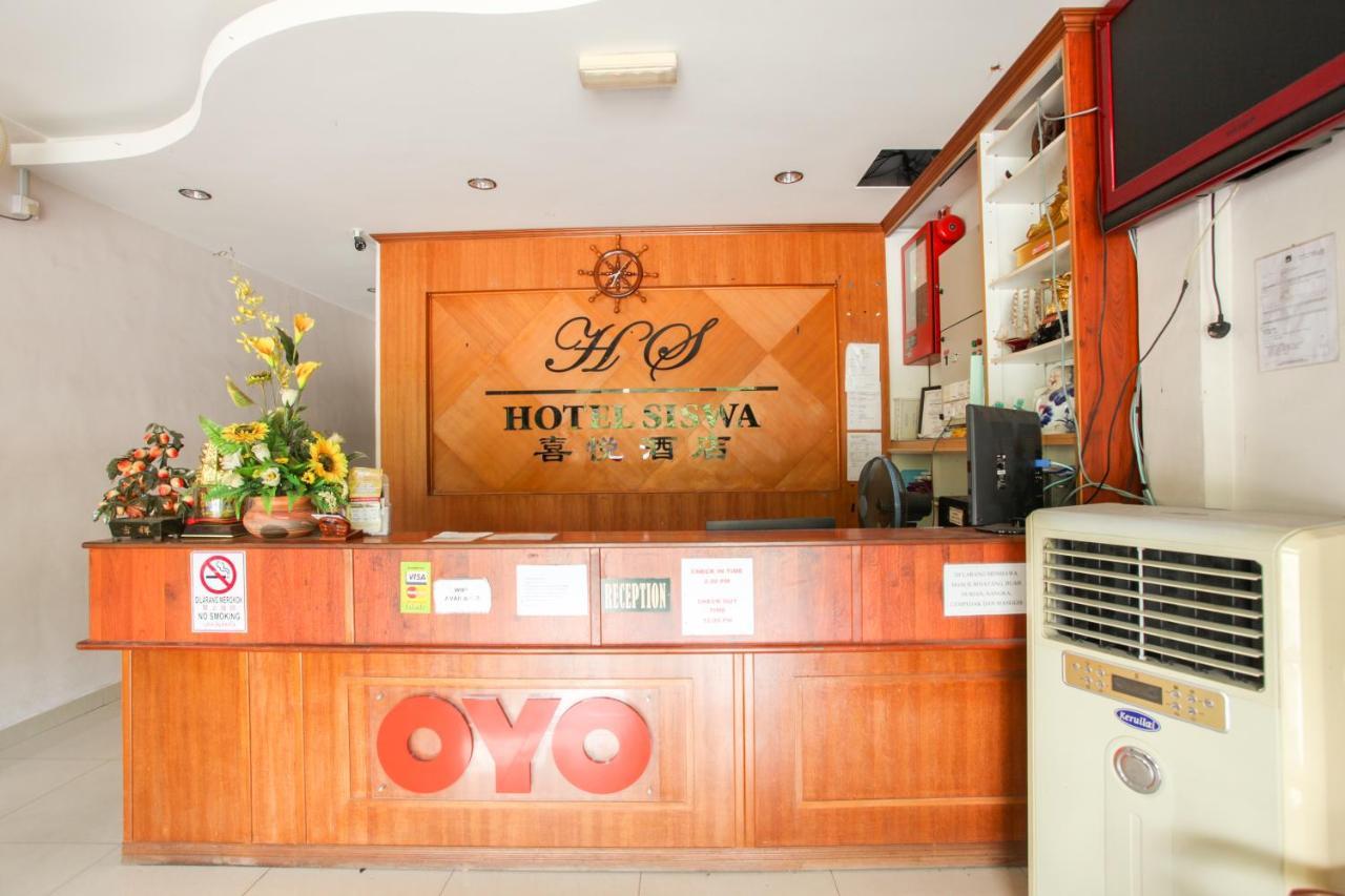 קמפאר Oyo 89539 Hotel Siswa מראה חיצוני תמונה