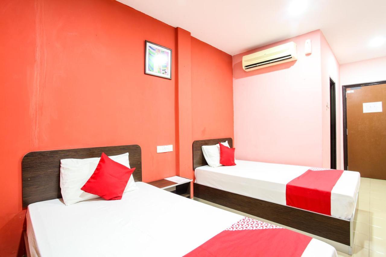 קמפאר Oyo 89539 Hotel Siswa מראה חיצוני תמונה